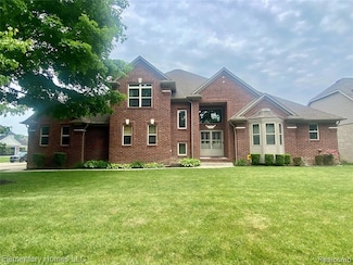 14225 Southgate Dr, Sterling Heights, MI 48313