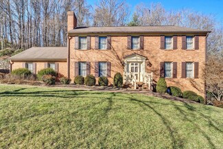 5423 Cavalier Dr, Roanoke, VA 24018