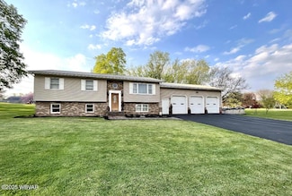 150 Pine Creek Ave, Jersey Shore, PA 17740