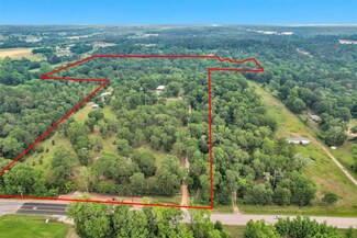 10186 Calvary Rd, Willis, TX 77318