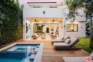 345 N Vista St, Los Angeles, CA 90036