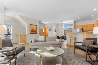 110 Mountain Vista Ln, Silverthorne, CO 80498