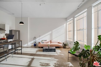 315 E 8th St Unit 505, Los Angeles, CA 90014