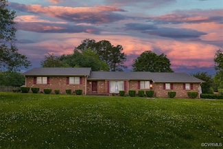 448 Jasper Ln, Waverly, VA 23890