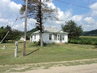 25650 Jackson St, Muscoda, WI 53573