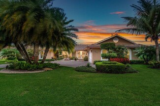 212 Gleneagles Dr, Lake Worth, FL 33462