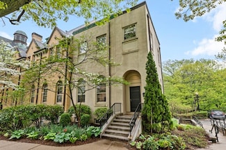 60 Glen Rd Unit 201, Brookline, MA 02445