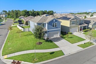2200 Willow Springs Dr, Green Cove Springs, FL 32043