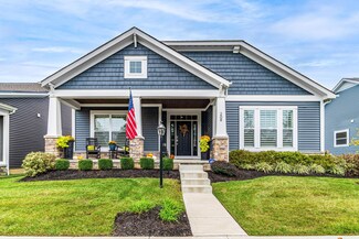 208 Honeywood Dr E, Galena, OH 43021