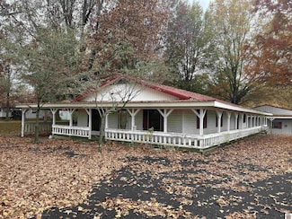 495 S Sutton Ln, Mayfield, KY 42066