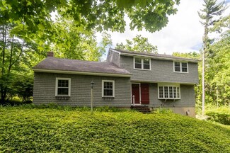 9 Pinecrest Ln, Durham, NH 03824