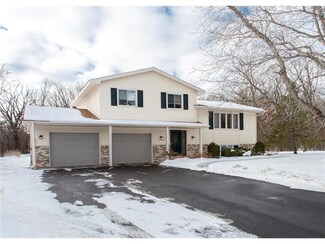 2140 198th Ave NW, Cedar, MN 55011