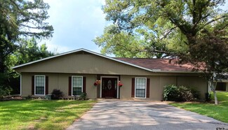 713 County Road 3112, Jacksonville, TX 75766