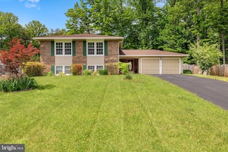 7316 Outhaul Ln, Burke, VA 22015