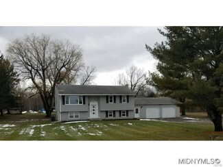 8238 Kellogg St, Clinton, NY 13323