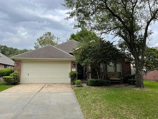 4611 Silverlake Dr, Sugar Land, TX 77479