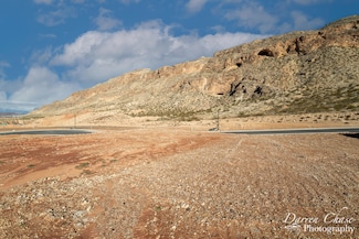 811 W Rock View Dr, Hurricane, UT 84737