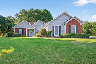 1750 Hampton Walk Dr, Hoschton, GA 30548