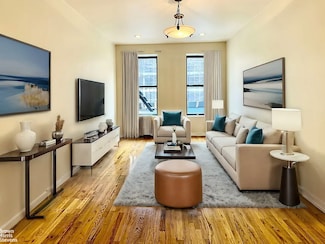 436 W 49th St Unit 2FE, New York, NY 10019