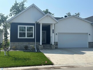 5895 41st St S, Fargo, ND 58104