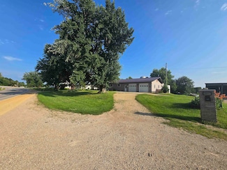 6827 Us Highway 18, Fennimore, WI 53809