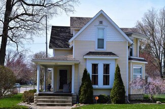 423 S 7th St, Goshen, IN 46526