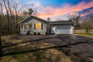 9 Ashleys Way, Seabrook, NH 03874