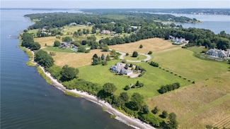 33 Courageous Cir, Bristol, RI 02809