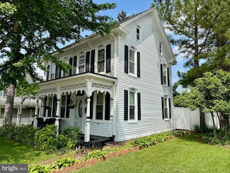 5 N Main St, Jacobus, PA 17407