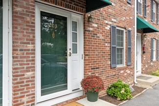 278 Manning St Unit 203, Hudson, MA 01749