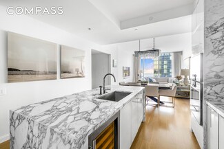 10 Riverside Blvd Unit 28C, New York, NY 10069