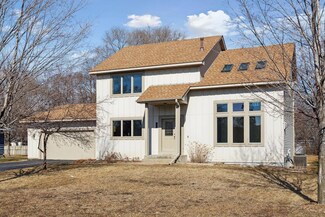 1512 Woodbine Ln, Minneapolis, MN 55430