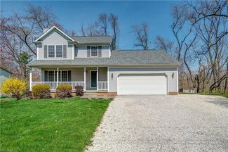 10357 Mapleview St NW, Canal Fulton, OH 44614