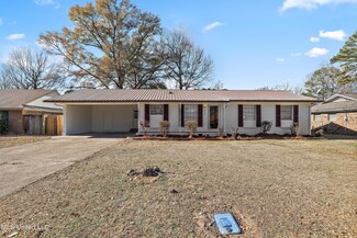 237 Trojan Dr, Pearl, MS 39208