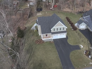 260 Woodlawn Cir, Portsmouth, NH 03801
