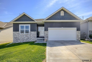 13013 S 49th St, Papillion, NE 68133