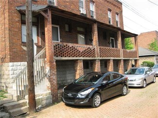 125 Oak Way Unit 129, Braddock, PA 15104
