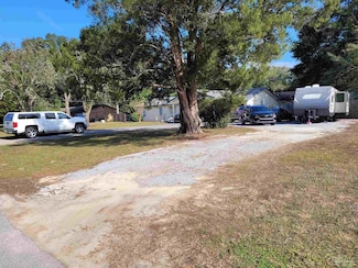 7474 Wymart Rd, Pensacola, FL 32526
