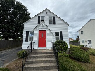 119 Model Ave, Warwick, RI 02889