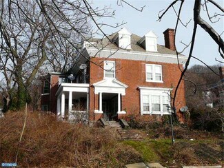 1531 Mineral Spring Rd, Reading, PA 19602