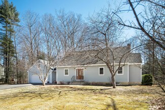 8 Ross Rd, Durham, NH 03824