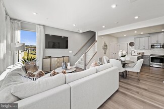 2431 Silver Line Alley, Hunter Mill District, VA 20171