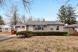 727 Southwest Dr, Champaign, IL 61820