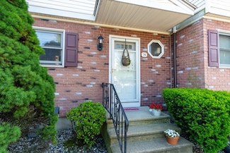 55 Empire St Unit 74, Chicopee, MA 01013