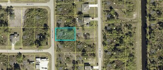 551 Beach Ave S, Lehigh Acres, FL 33974