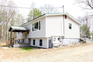 69 Goulds Ridge Rd, Passadumkeag, ME 04475