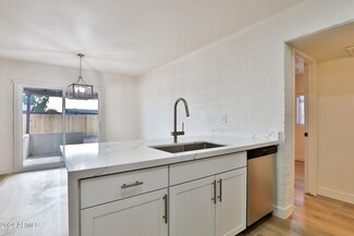459 E Hampton Ave, Mesa, AZ 85204