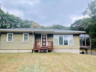 192 Foreside Rd, Topsham, ME 04086
