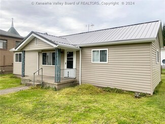 409 Wayne Dr, Charleston, WV 25306