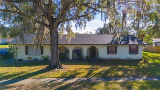 5090 Misty Lake Dr, Mulberry, FL 33860